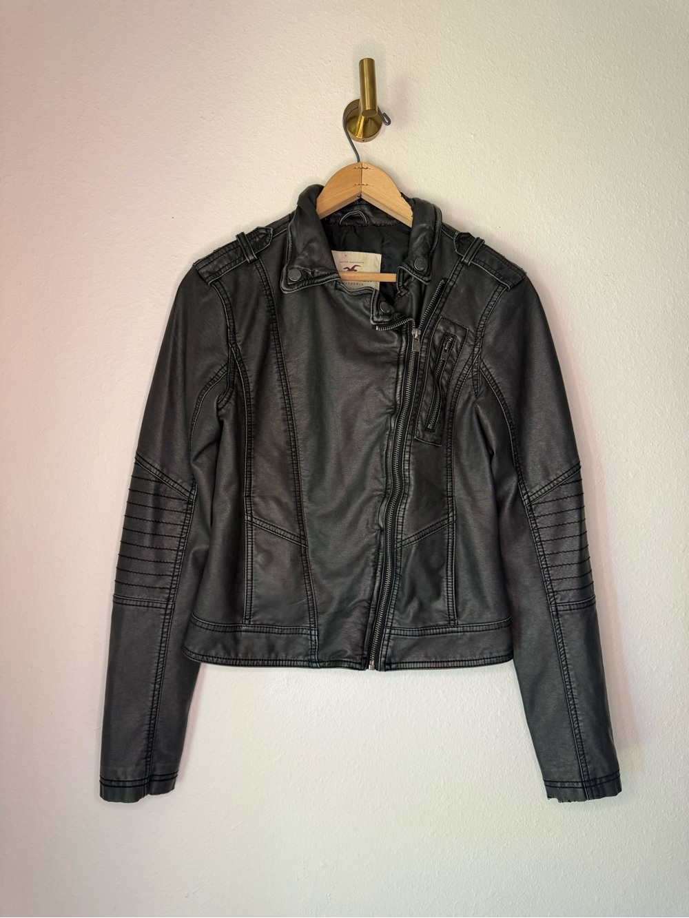 Hollister Women’s size Small Faux Leather Moto Jacket Asymmetrical Zip
